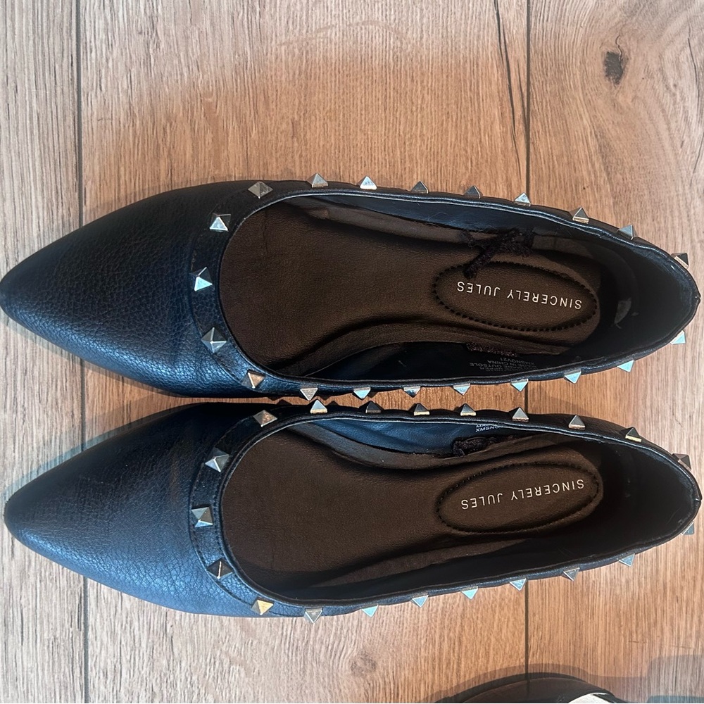 Sincerly Jules Black Studded Flats